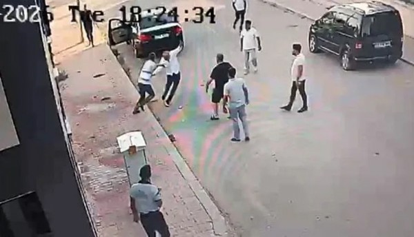 Yeni Parti'de Koltuk Kavgası Kızıştı! Her Kanattan Farklı Aday